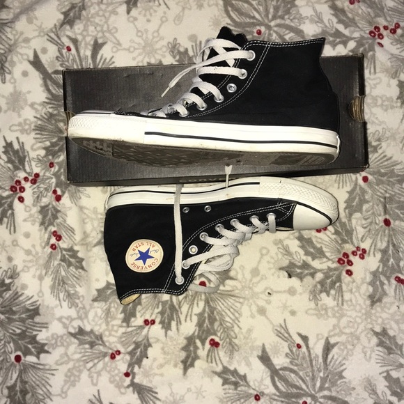 COPY - All star Hi black converse - Picture 2 of 4